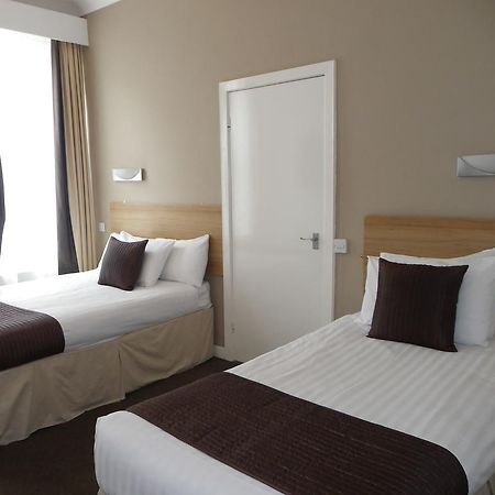 Lord Nelson Liverpool Quarto foto