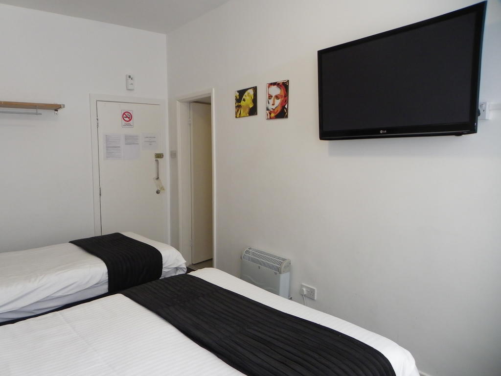 Lord Nelson Liverpool Quarto foto